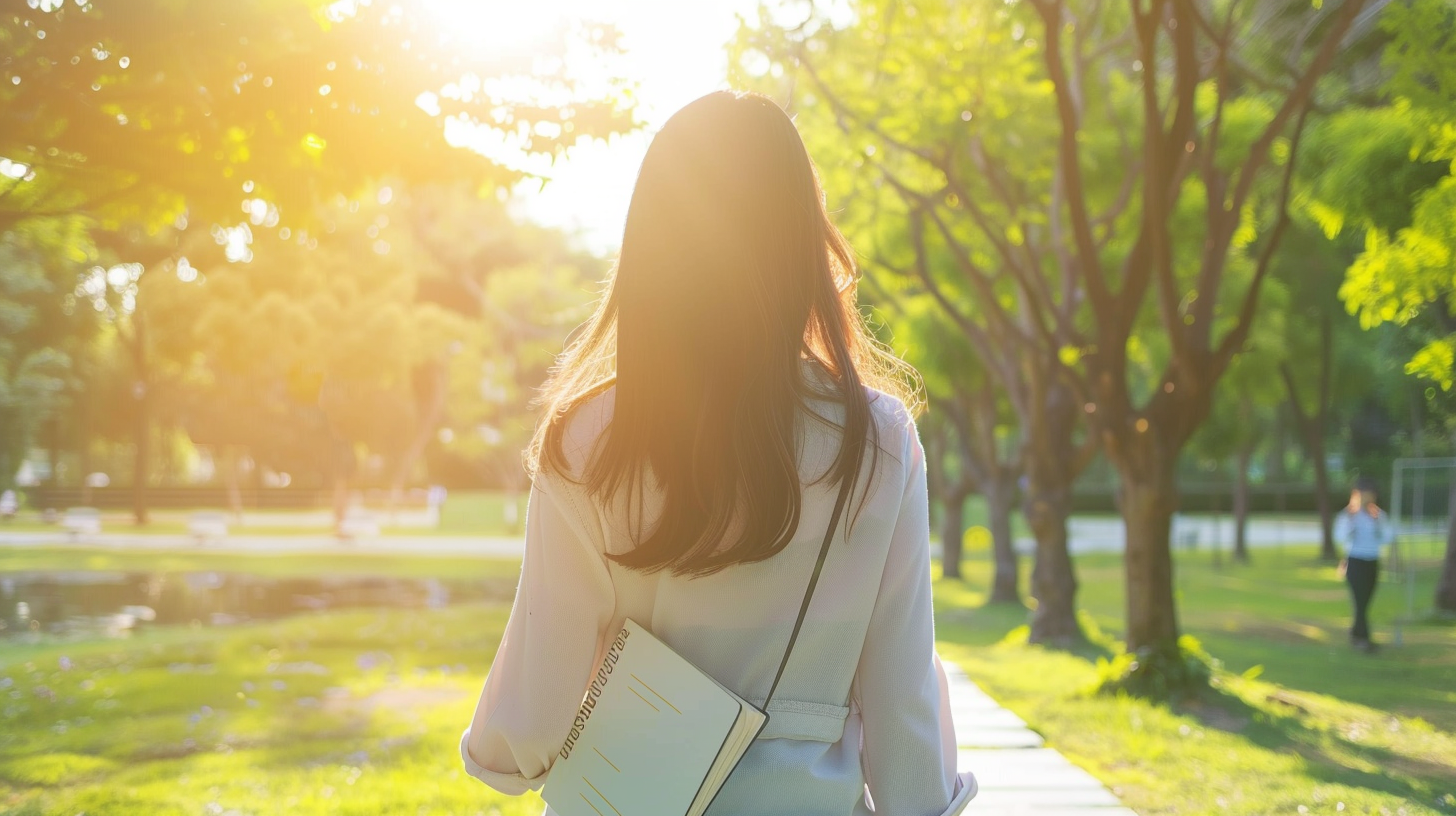 思考習慣の整った女性のイメージ